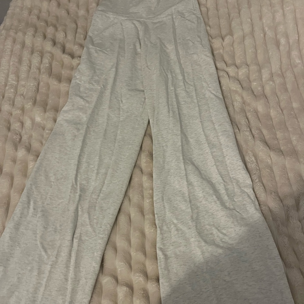 Brandy Melville Pricilla Light Gray Wide-Leg Pants